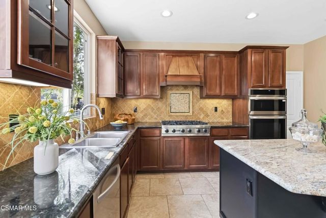 119 Forrester Court, Simi Valley, CA 93065