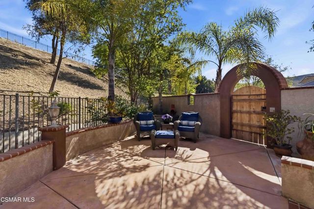 119 Forrester Court, Simi Valley, CA 93065