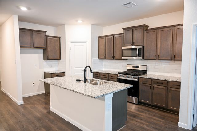 516 Smokey Trail, Princeton, TX 75407