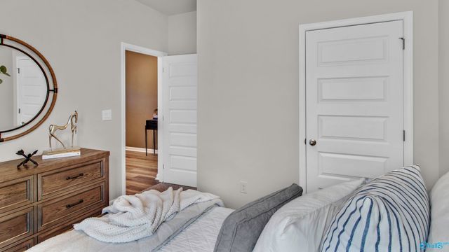 393 Jackson Point Circle B, Huntsville, AL 35811