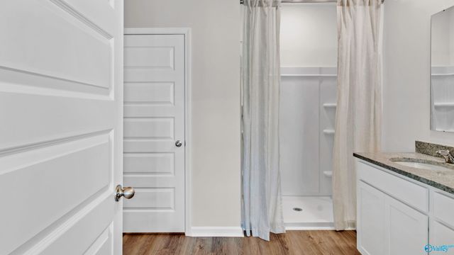 393 Jackson Point Circle B, Huntsville, AL 35811