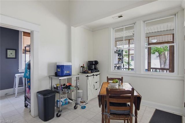 305 Irvin Street, Reidsville, NC 27320