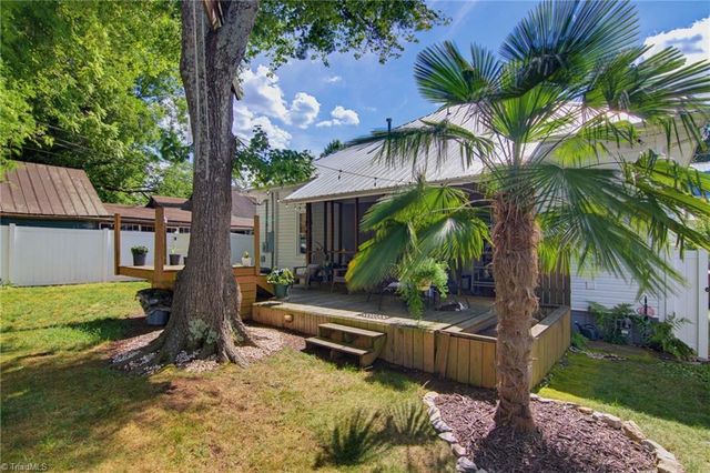 305 Irvin Street, Reidsville, NC 27320