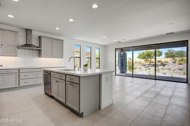 4556 PAINTED WAGON Way, Wickenburg, AZ 85390