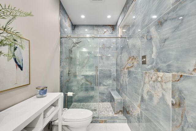 533 RIENZI DR, Memphis, TN 38103