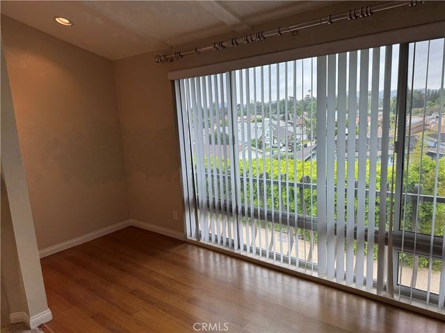 12830 Burbank, Valley Village, CA 91607