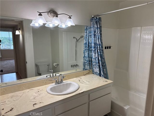 12830 Burbank, Valley Village, CA 91607