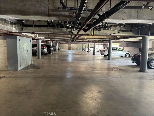 12830 Burbank, Valley Village, CA 91607