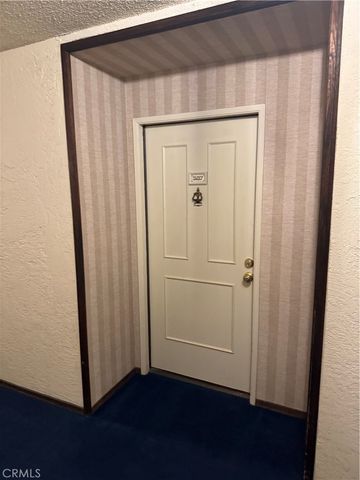 12830 Burbank, Valley Village, CA 91607