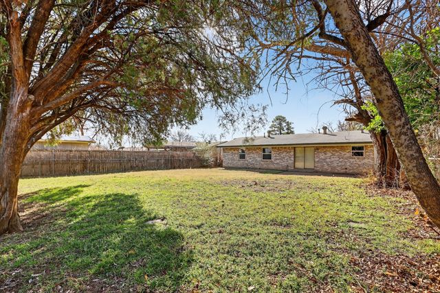 1845 Wintergreen Road, Carrollton, TX 75006