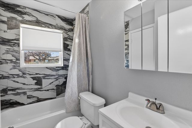 1845 Wintergreen Road, Carrollton, TX 75006