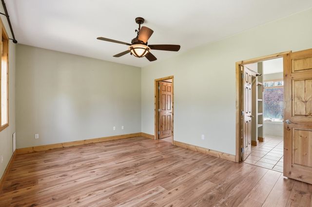 5910 N Garfield Rd, Spokane, WA 99224