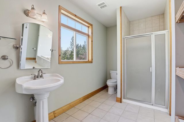 5910 N Garfield Rd, Spokane, WA 99224