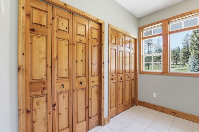 5910 N Garfield Rd, Spokane, WA 99224