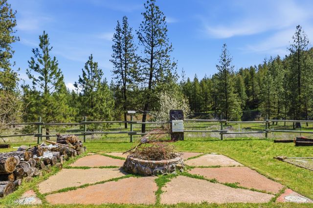 5910 N Garfield Rd, Spokane, WA 99224