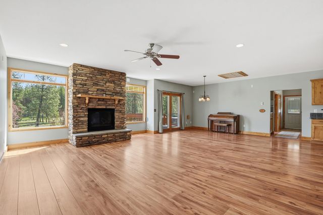 5910 N Garfield Rd, Spokane, WA 99224