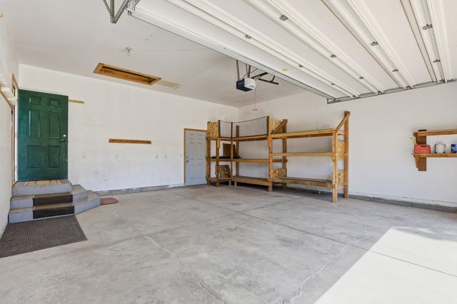 5910 N Garfield Rd, Spokane, WA 99224