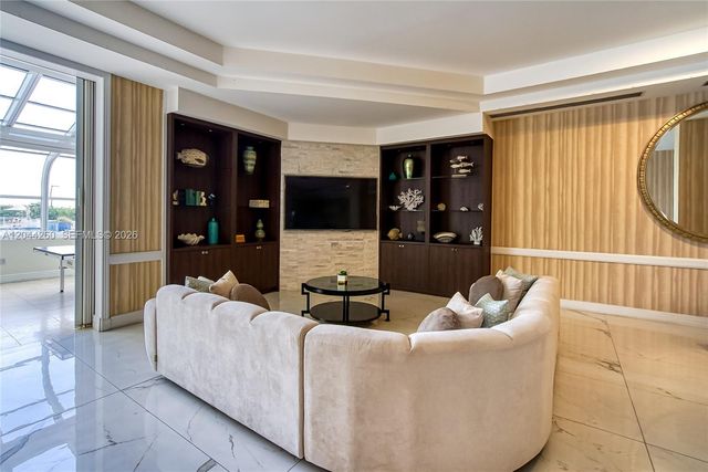6917 Collins Avenue 1012, Miami Beach, FL 33141