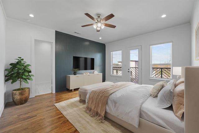 1320 Compton Street, Dallas, TX 75203