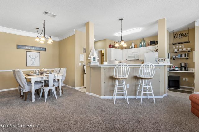 2252 Beach Drive, 2304, Gulfport, MS 39507