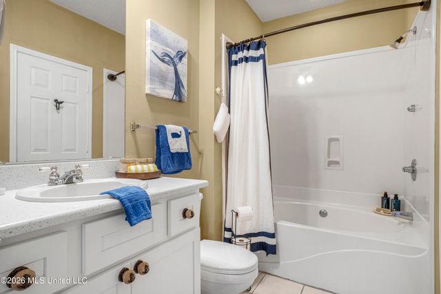 2252 Beach Drive, 2304, Gulfport, MS 39507