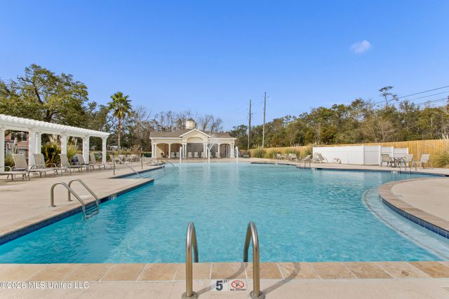 2252 Beach Drive, 2304, Gulfport, MS 39507