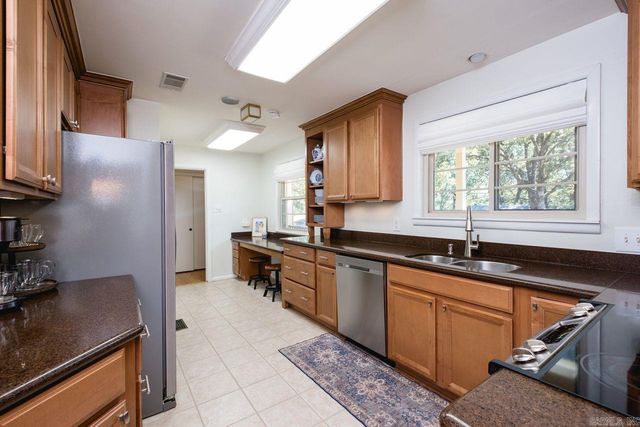 7420 Amherst Drive, Little Rock, AR 72205