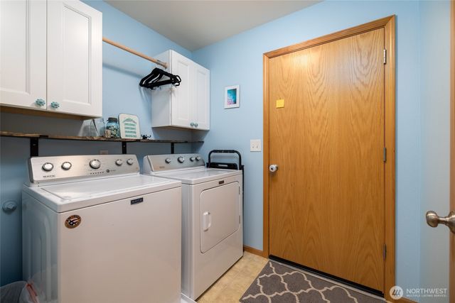 1036 Homestead Drive, Burlington, WA 98233