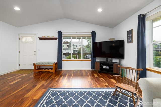 1036 Homestead Drive, Burlington, WA 98233