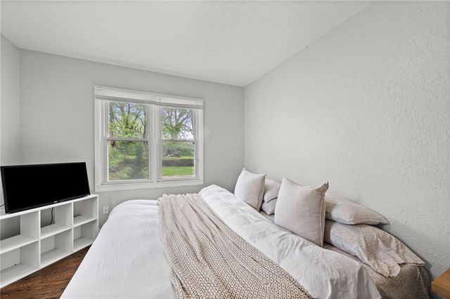5321 Roswell Avenue, Kansas City, KS 66104