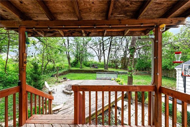 5321 Roswell Avenue, Kansas City, KS 66104