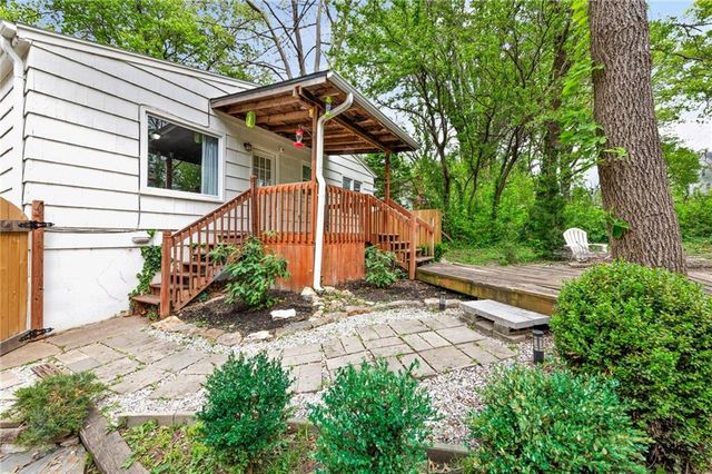 5321 Roswell Avenue, Kansas City, KS 66104