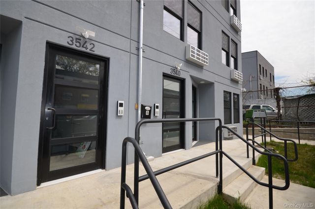 3540 Tiemann Avenue, Bronx, NY 10469