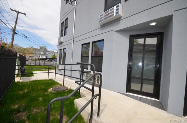 3540 Tiemann Avenue, Bronx, NY 10469