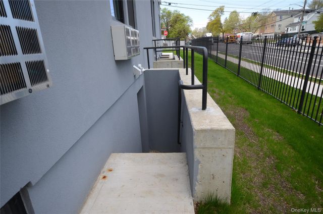 3540 Tiemann Avenue, Bronx, NY 10469