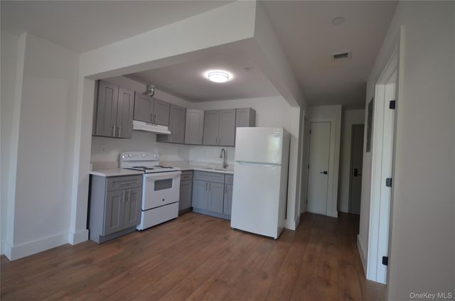 3540 Tiemann Avenue, Bronx, NY 10469