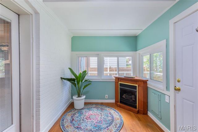 4963 Sutherland Avenue, St Louis, MO 63109