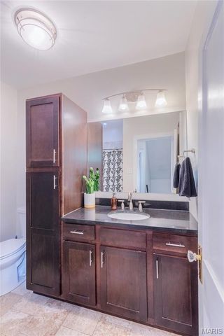 4963 Sutherland Avenue, St Louis, MO 63109