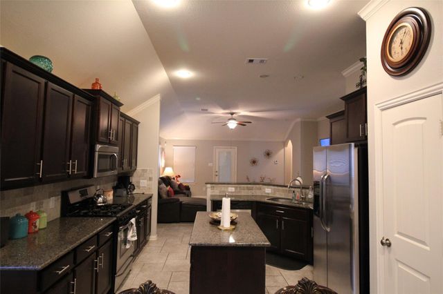 18768 Kelly Meadows Lane, New Caney, TX 77357