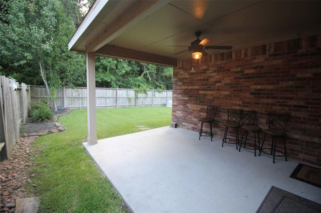 18768 Kelly Meadows Lane, New Caney, TX 77357