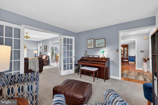 35 OLD POST LN, Lititz, PA 17543