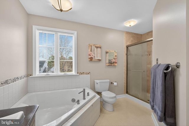 35 OLD POST LN, Lititz, PA 17543