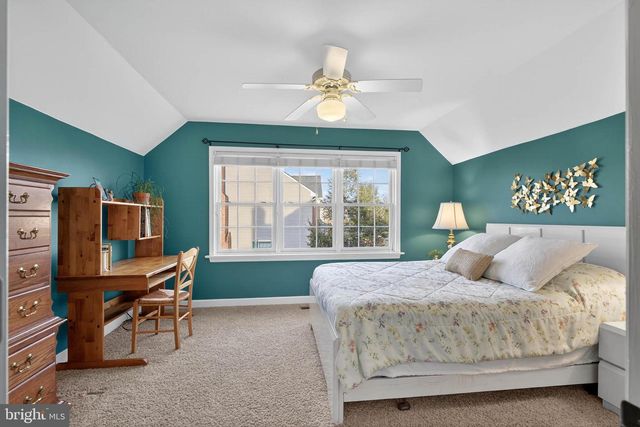 35 OLD POST LN, Lititz, PA 17543