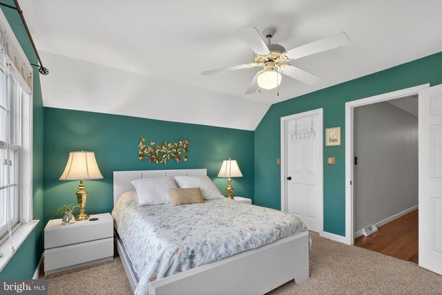 35 OLD POST LN, Lititz, PA 17543