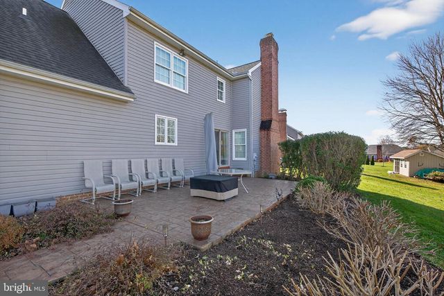 35 OLD POST LN, Lititz, PA 17543