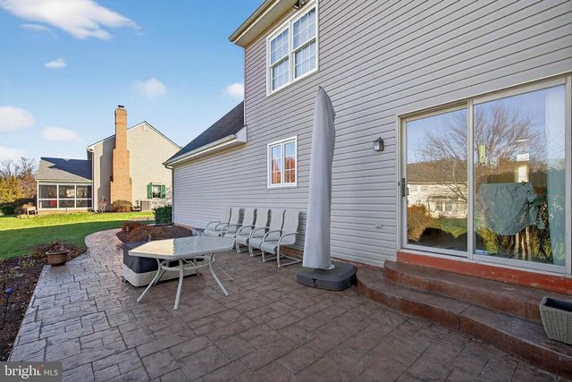 35 OLD POST LN, Lititz, PA 17543