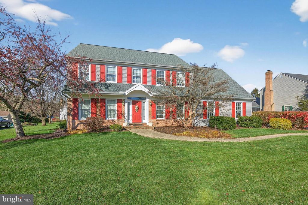 35 OLD POST LN, Lititz, PA 17543