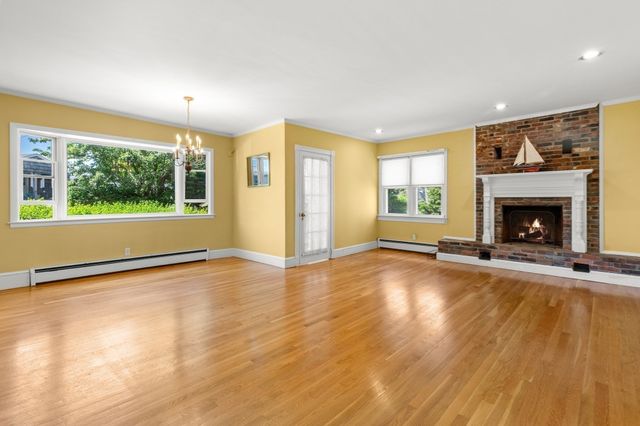 174 Willow Rd, Nahant, MA 01908
