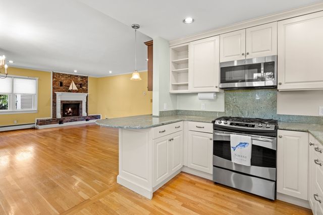 174 Willow Rd, Nahant, MA 01908