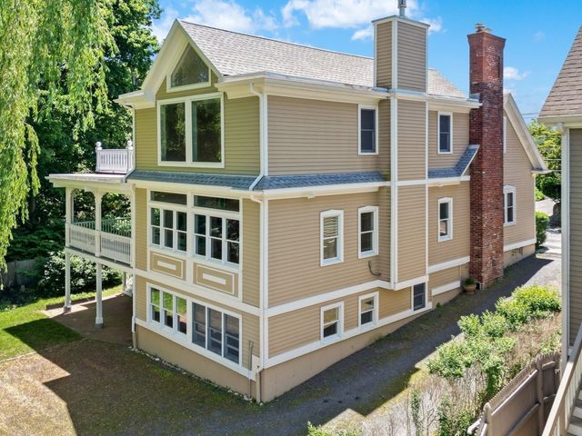 174 Willow Rd, Nahant, MA 01908